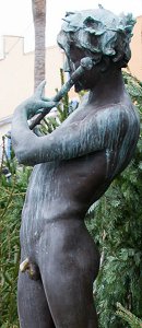 Félix Maurice Charpentier - L'Improvisateur (lifesize bronze, Bandol, France) Félix Maurice Charpentier - L'Improvisateur (lifesize bronze, Bandol, France)